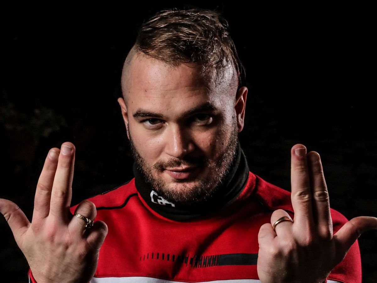 Jul signe chez OM Records / BMG ?