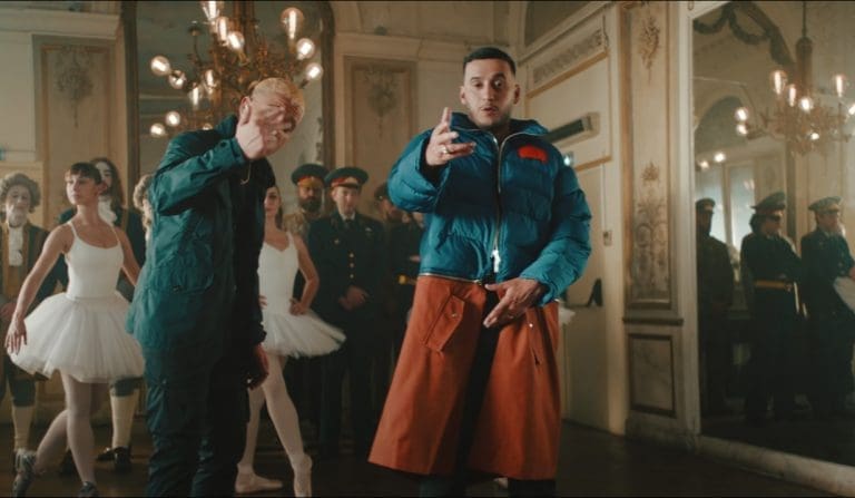 On sait enfin d'où vient le "Petrouchka" de Soso Maness !