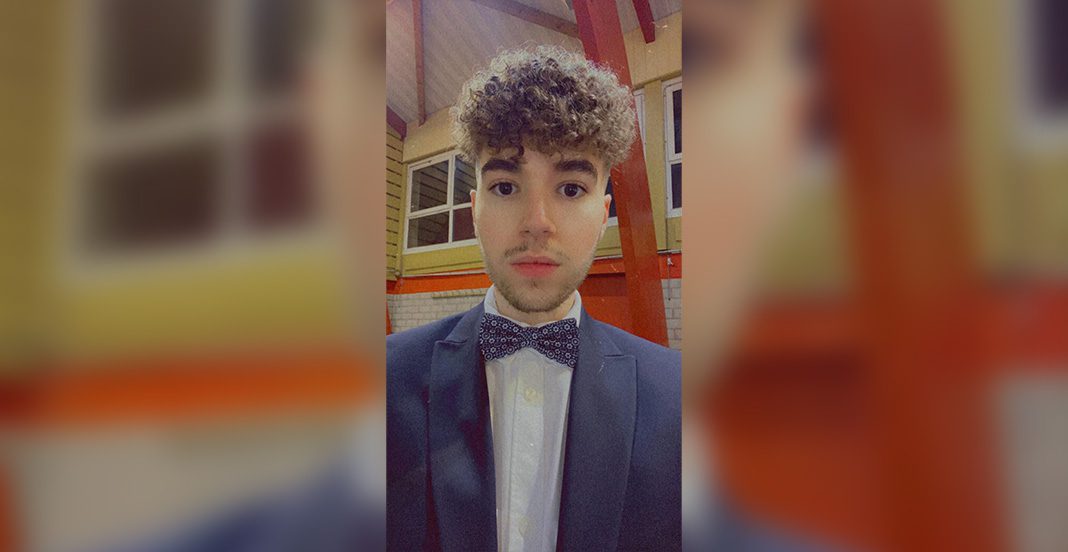 ibrahim-godin-idole-mais-aussi-victime-des-reseaux