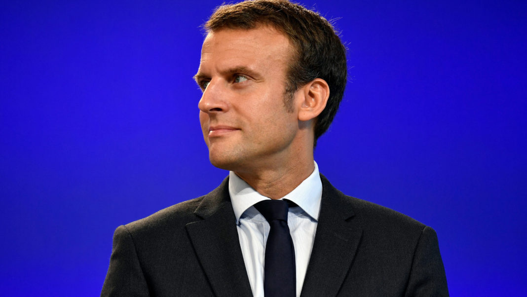 la-france-botte-en-touche-pour-les-controles-au-facies