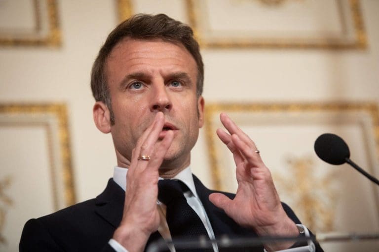 La “décivilisation” : l’erreur de Macron !