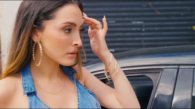 Inessia – J’ride Solo