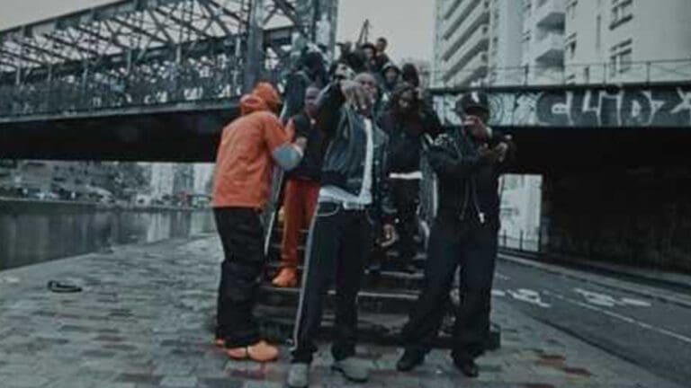 Dinos, Jolagreen23 et La Mano 1.9 s’embrasent sur “D Block Afrique” !